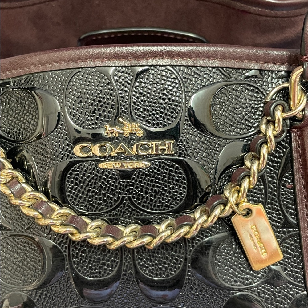Coach Small ‘Margot’ Debossed Signature Patent Leather Carryall - Picture 3 of 17